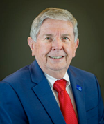 Board of Director: Darrell Hinnant